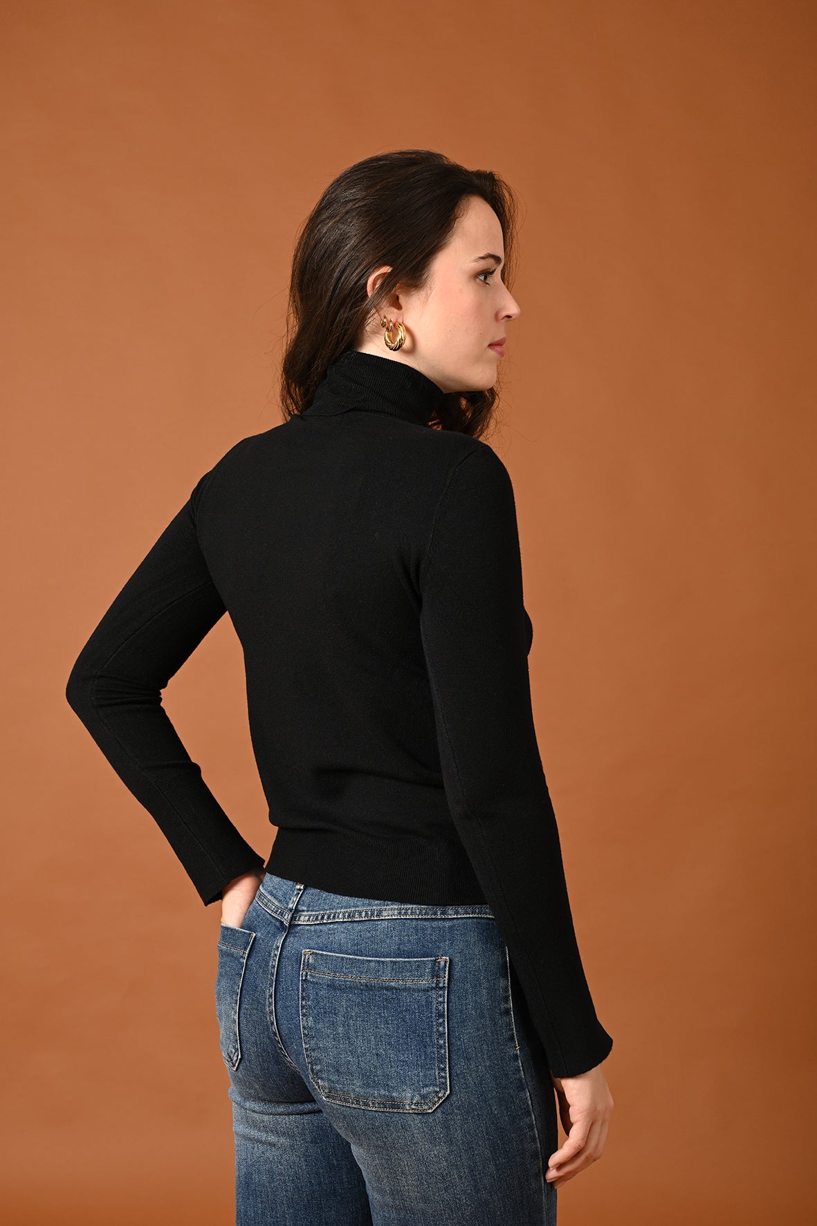 BERGEN BLACK